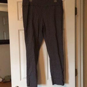 Black and white patterned legging/pants